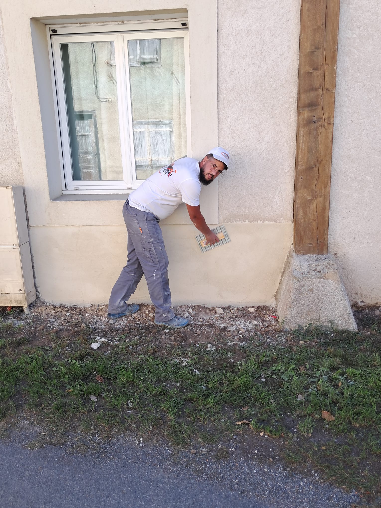 Enduit facade en cours — Pyrénées-Orientales